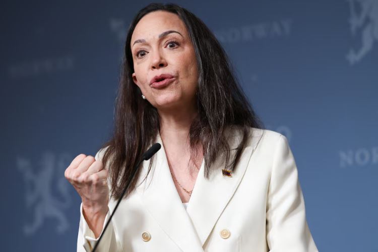 María Corina Machado evalúa un viaje a EEUU para delinear su estrategia ante un posible colapso de la dictadura chavista