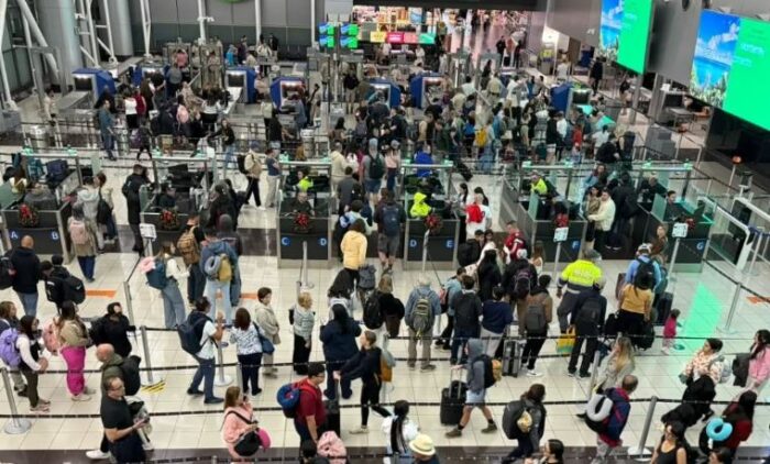 Migración: 27 de diciembre fue el día con más movimientos en el Aeropuerto Juan Santamaría en todo el año
