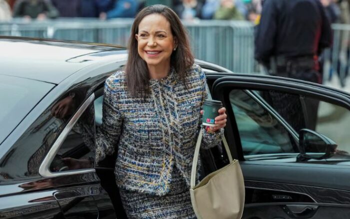 María Corina Machado sufrió una fractura vertebral durante su peligrosa salida de Venezuela