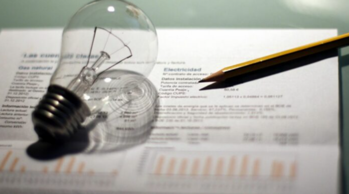 Tarifas eléctricas suben hasta 15% en diciembre: ¿Cómo reducir el impacto?