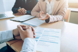 Comercio proyecta creación de 10 mil empleos formales para 2026