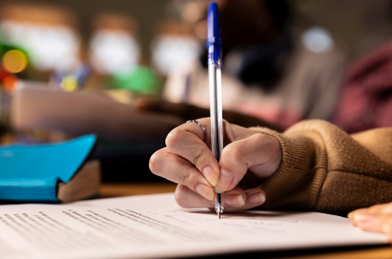 Encargados de estudiantes se manifestaron por inconformidades en resultados de Pruebas Estandarizadas del MEP