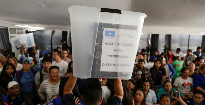 Elecciones en Honduras: un conteo del organismo anticorrupción ratifica la ventaja de Asfura mientras el sistema oficial sigue bloqueado