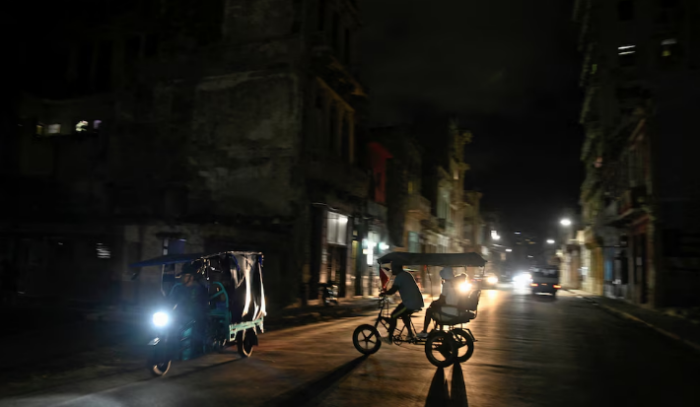 Crisis energética en Cuba: el 60% de la isla quedará a oscuras este domingo por el colapso de las principales termoeléctricas