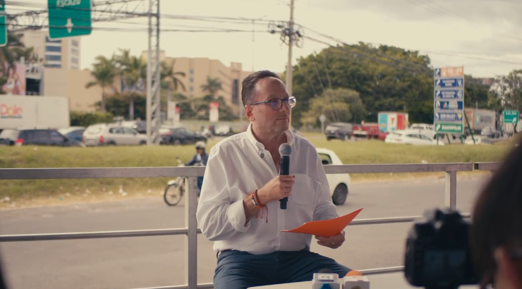 PLP presenta propuesta ante caos vial: Incluyó carriles exclusivos para autobuses