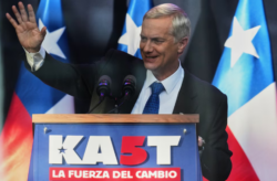 José Antonio Kast es el nuevo presidente electo de Chile tras una aplastante victoria sobre Jeannette Jara en el balotaje