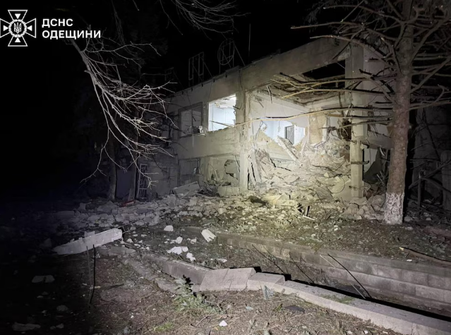 Putin lanzó una ofensiva navideña con 131 drones: Ucrania repelió la mayoría y atacó depósitos de combustible rusos