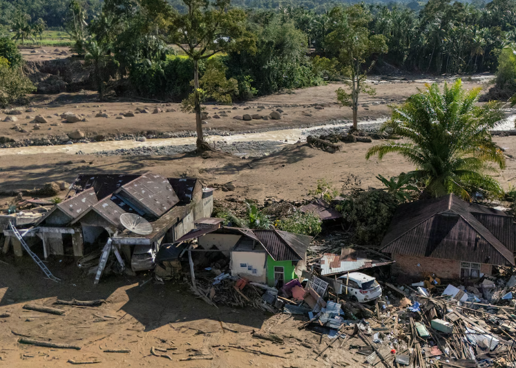 Las inundaciones y deslaves provocaron más de mil muertes en Asia: casi 600 de ellas en Indonesia