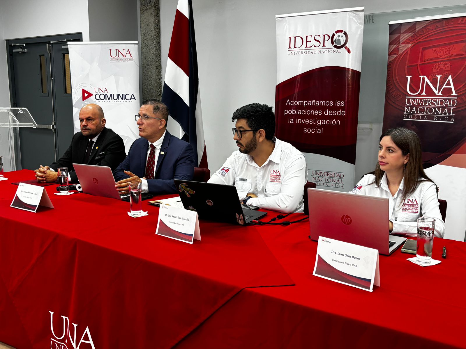 IDESPO: Mujeres y jóvenes entre 18 y 34 años predominan en alto porcentaje de indecisos a 8 semanas de elecciones