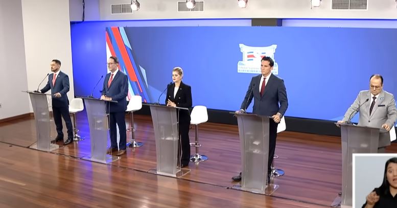 Laura Fernández debutó en debates con fuertes señalamientos de candidatos presidenciales