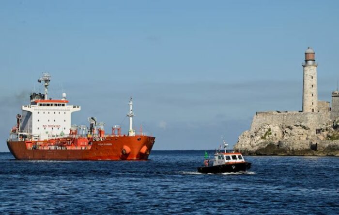 Trump afirmó que el régimen de Cuba “no podrá sobrevivir” tras ordenar la imposición de aranceles a los países que vendan petróleo a la isla