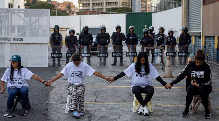 Organizaciones civiles y familiares de presos políticos plantean una ley de amnistía para pacificar Venezuela