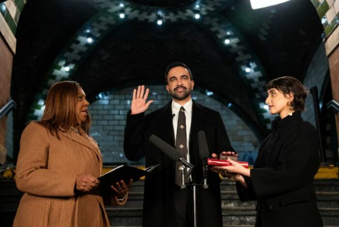 Zohran Mamdani asumió la alcaldía de Nueva York en una histórica estación de metro: “Un privilegio de toda una vida”