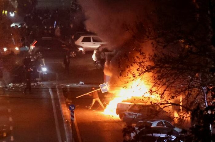 Tras la masacre en Irán, el líder supremo Ali Khamenei llamó “delincuentes” a los manifestantes y lanzó una amenaza: “No los perdonaremos”