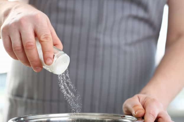 Salud pide disminuir el consumo de sal como propósito de Año Nuevo