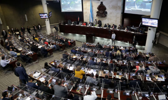 Encuentran cámaras y micrófonos ocultos en el congreso nacional de Honduras