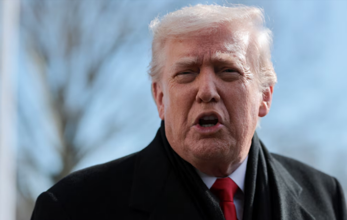 Donald Trump envió una gran flota a Irán y exigió que el régimen negocie un acuerdo nuclear justo