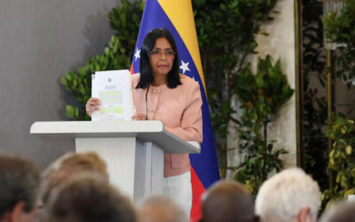 Delcy Rodríguez invitó a EEUU a “trabajar juntos en una agenda de cooperación” tras la captura del ex dictador Maduro