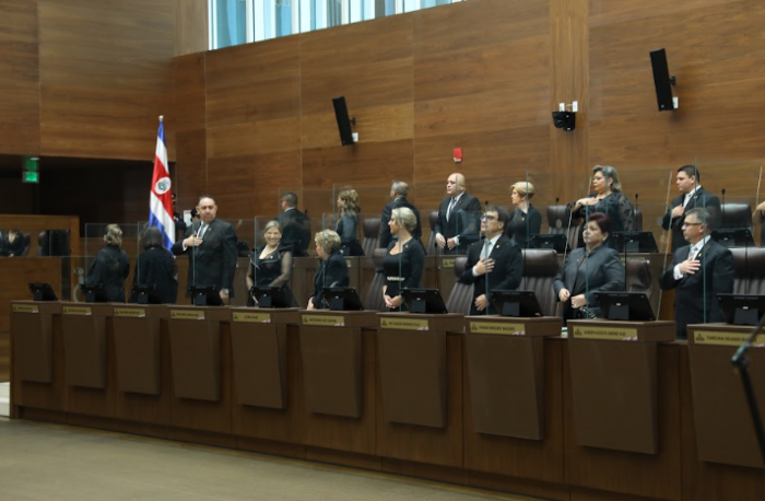 Nuevo plan permitiría regular proceso para destituir a diputados que falten al deber de probidad