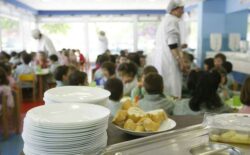 ¿Qué debe contener una correcta merienda escolar?