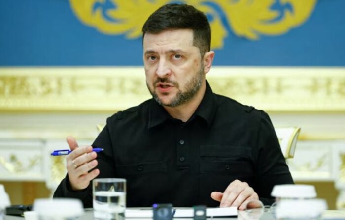 Zelensky planea llamar a elecciones y hacer un referéndum sobre el acuerdo de paz con Rusia