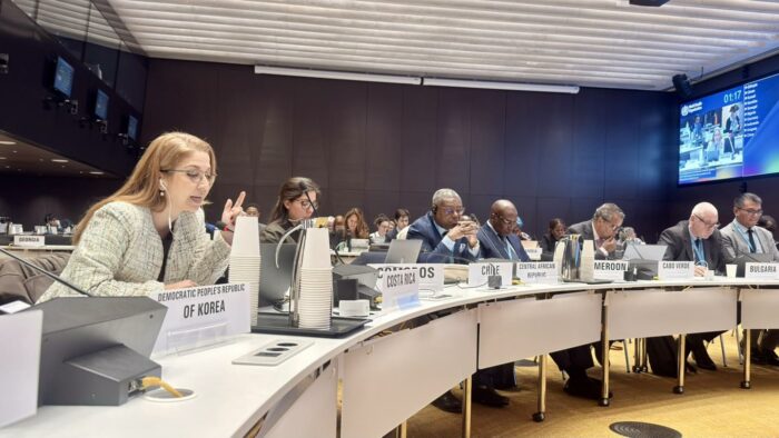 Ministra de Salud pide cambios en la OMS para que organismo ‘recupere’ credibilidad