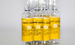 Salud advierte sobre posibles estafas con carnet de vacunación contra la fiebre amarilla