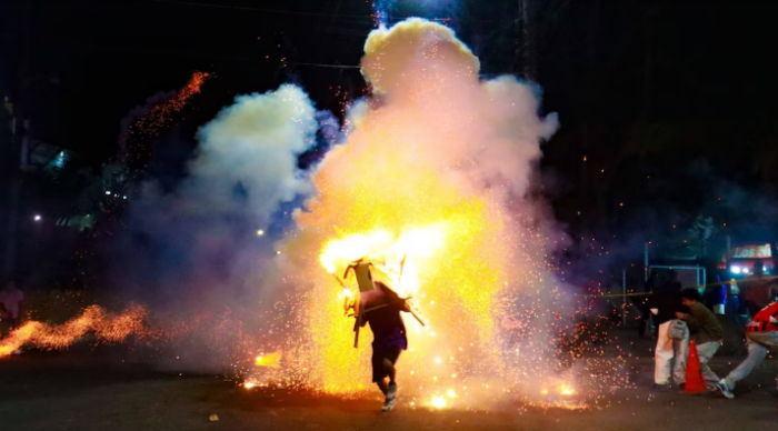 Ocho personas resultaron con quemaduras por pólvora durante festividades religiosas en El Salvador