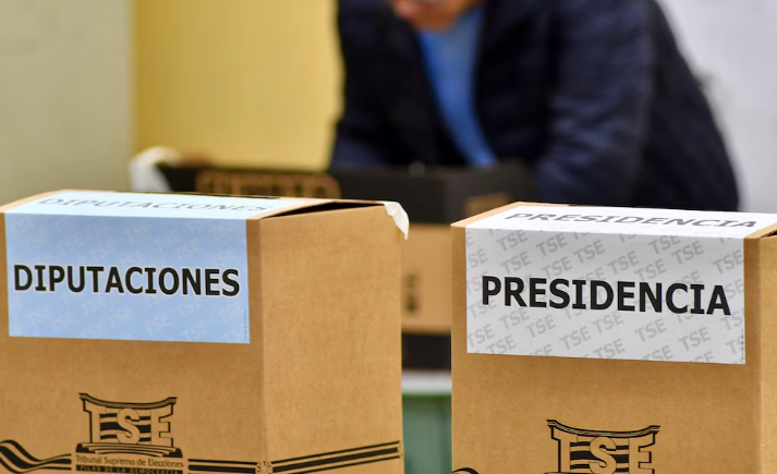 Siete partidos políticos podrían quedar desinscritos tras sus resultados en comicios