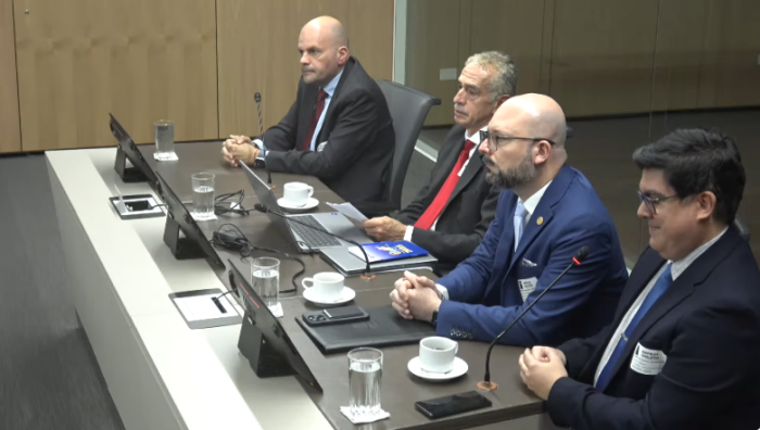 Rectores de universidades públicas cuestionan proyecto que los obligaría a rendir cuentas ante el Plenario