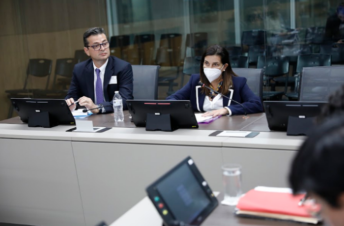 Marta Esquivel respondió a cuestionamientos de diputados sobre la deuda del Estado con la CCSS