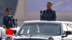 Xi Jinping continúa su purga militar: el régimen chino expulsa a nueve oficiales de alto rango del Ejército