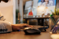 Gobierno amplía hasta 2027 el teletrabajo en sector público