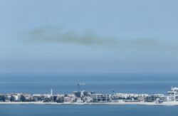 Qatar suspendió el transporte marítimo en sus aguas en medio de la creciente tensión en la región