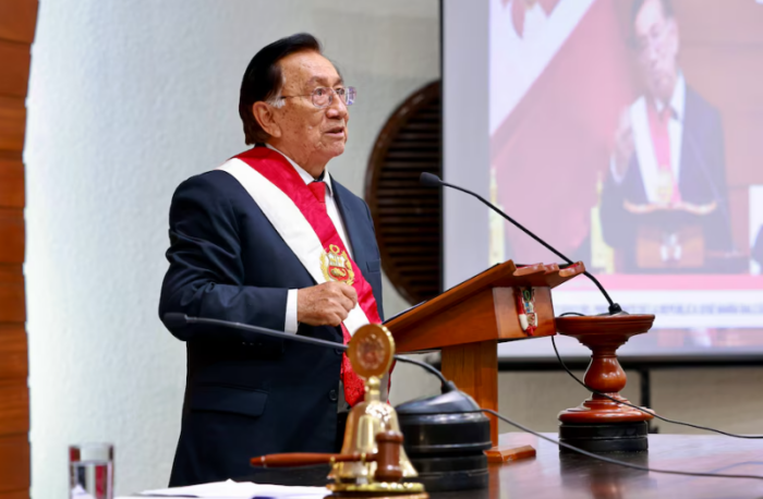 José María Balcázar es el nuevo presidente de Perú tras la censura de José Jerí: así fue la votación en el Congreso