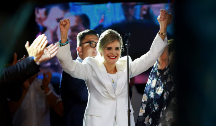 Comisión propone que Traspaso de Poderes sea a la 1:00 p.m. en el Estadio Nacional