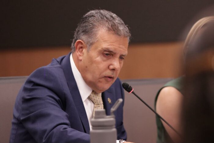 Aprueban en primer debate proyecto que obliga a bancos a responder por fraudes electrónicos