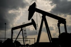 Cae el precio del petróleo y suben las bolsas tras el anuncio del freno de los ataques de EEUU a Irán