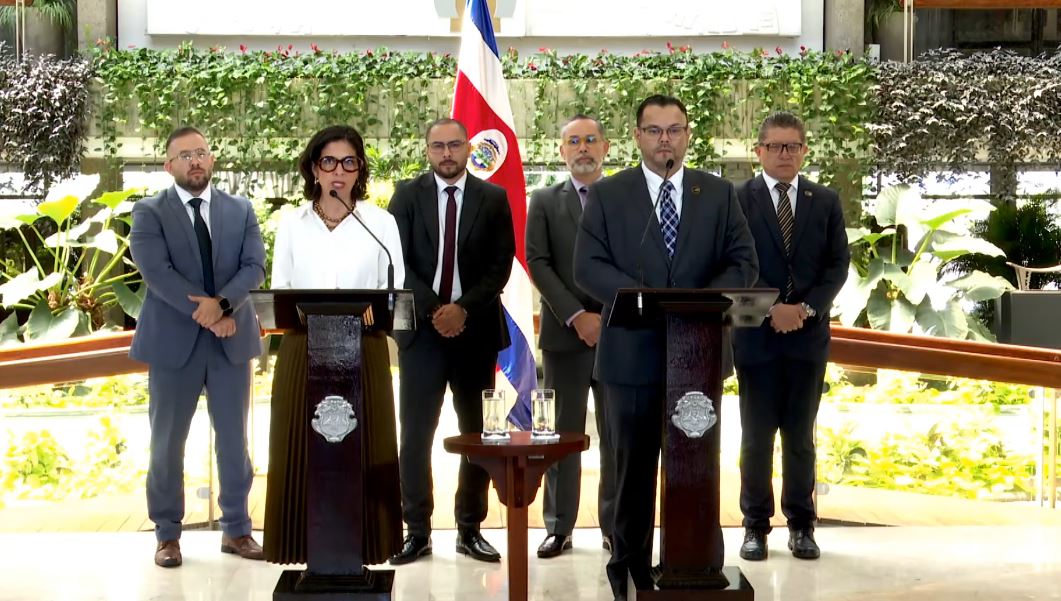 Presentan denuncia penal por espionaje cibernético al ICE: Agente extrajo información de correos electrónicos