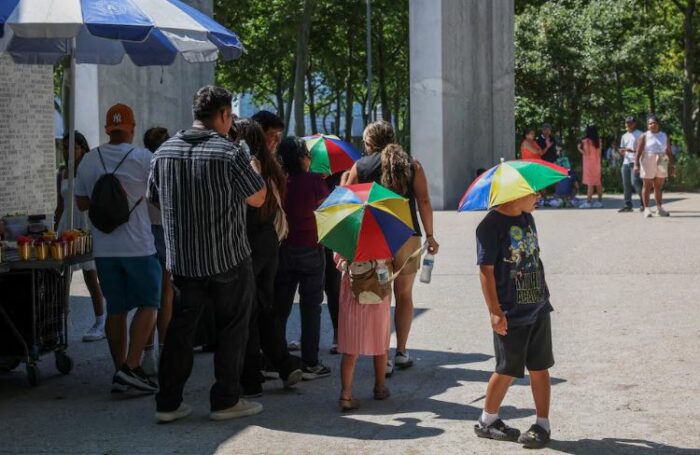 Ola de calor golpea a más de 60 ciudades en EEUU con temperaturas récord y alertas por calor extremo