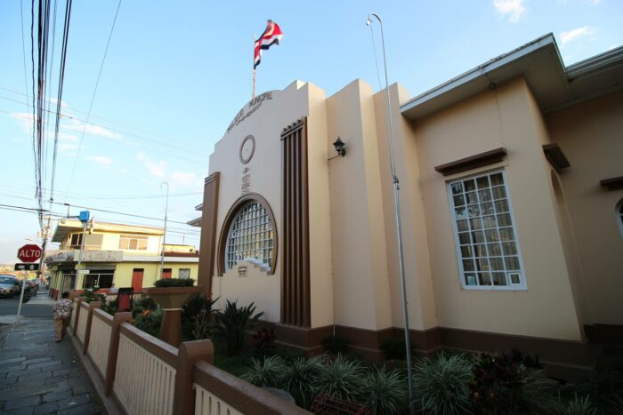 Alcalde, regidores y síndicos de Oreamuno renunciaron al Partido Unidos Podemos