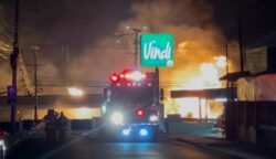 Suspenden operación en planta de Blue Flame tras incendio por fuga de gas