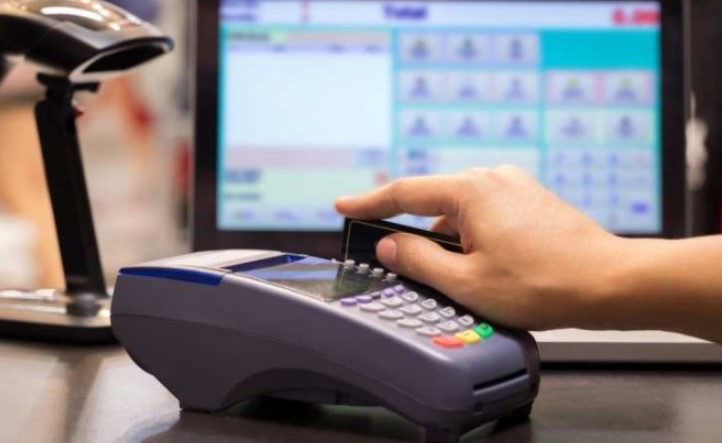 Contratos y garantías son las principales preocupaciones de los consumidores al adquirir electrodomésticos o vehículos