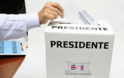 CIEP: 4 de cada 10 votantes de Laura Fernández valoraron elegir a Álvaro Ramos
