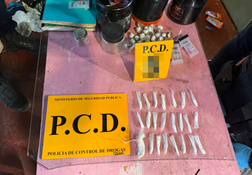 Detienen a sospechosos de integrar bandas dedicadas al narcomenudeo en Limón y Alajuela