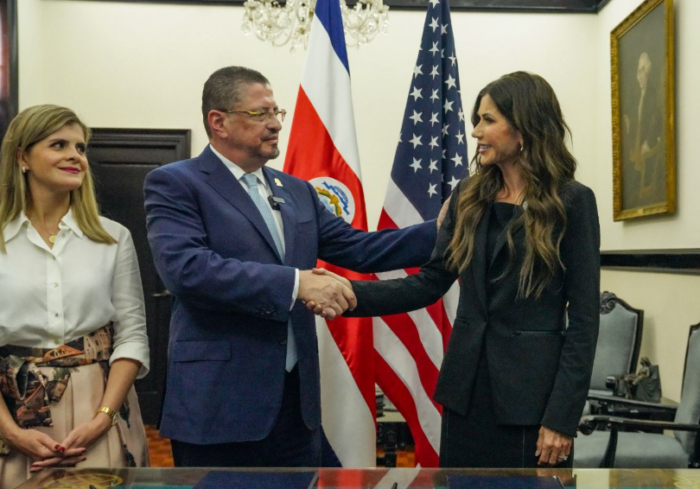 Oposición pide respeto a derechos humanos y soberanía nacional tras acuerdo migratorio con EE.UU.