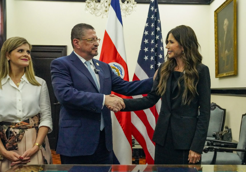 Oposición pide respeto a derechos humanos y soberanía nacional tras acuerdo migratorio con EE.UU.