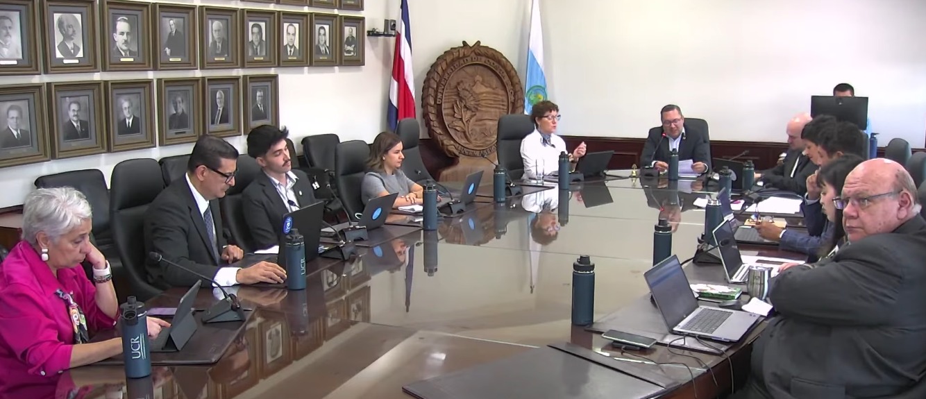 UCR recomienda a diputados rechazar proyecto que incorporaría trabajo en la pena de los reclusos