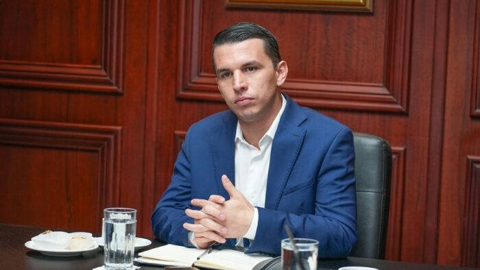 Alcalde de San José seguirá con sus labores pese a suspensión por 15 días