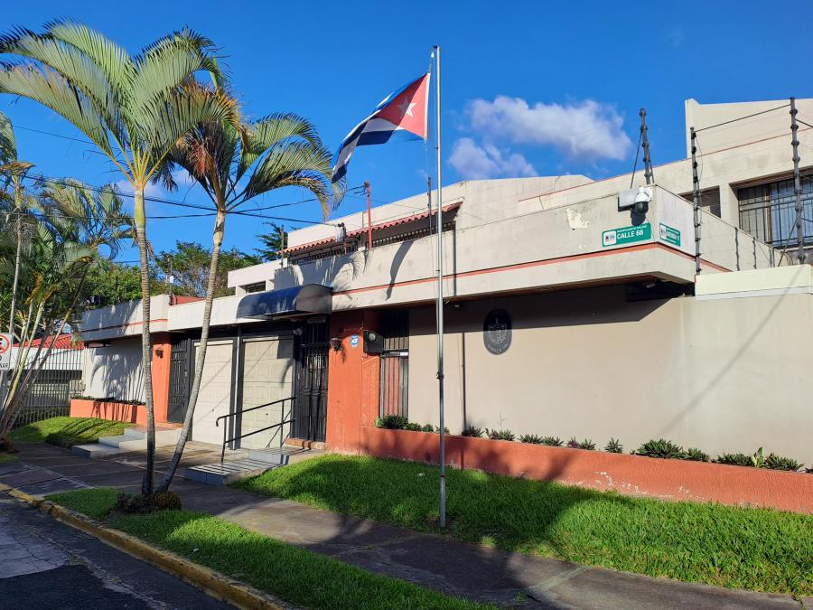 Régimen de Cuba califica decisión de Costa Rica de cerrar Embajada como arbitraria y adoptada bajo presión de EE.UU.